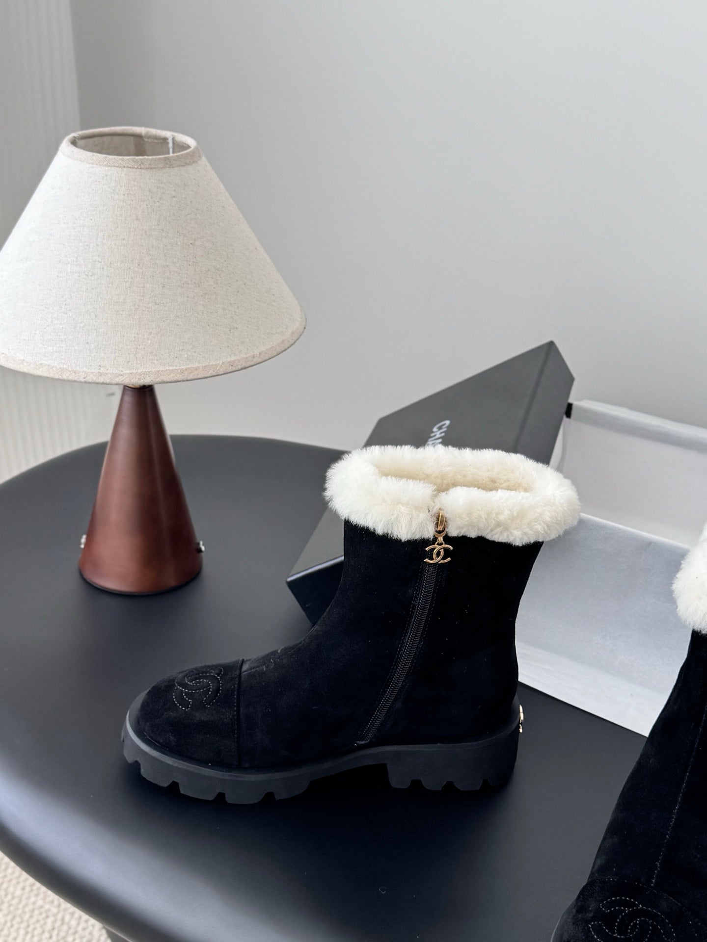 Che New autumn/winter fluffy ankle boots