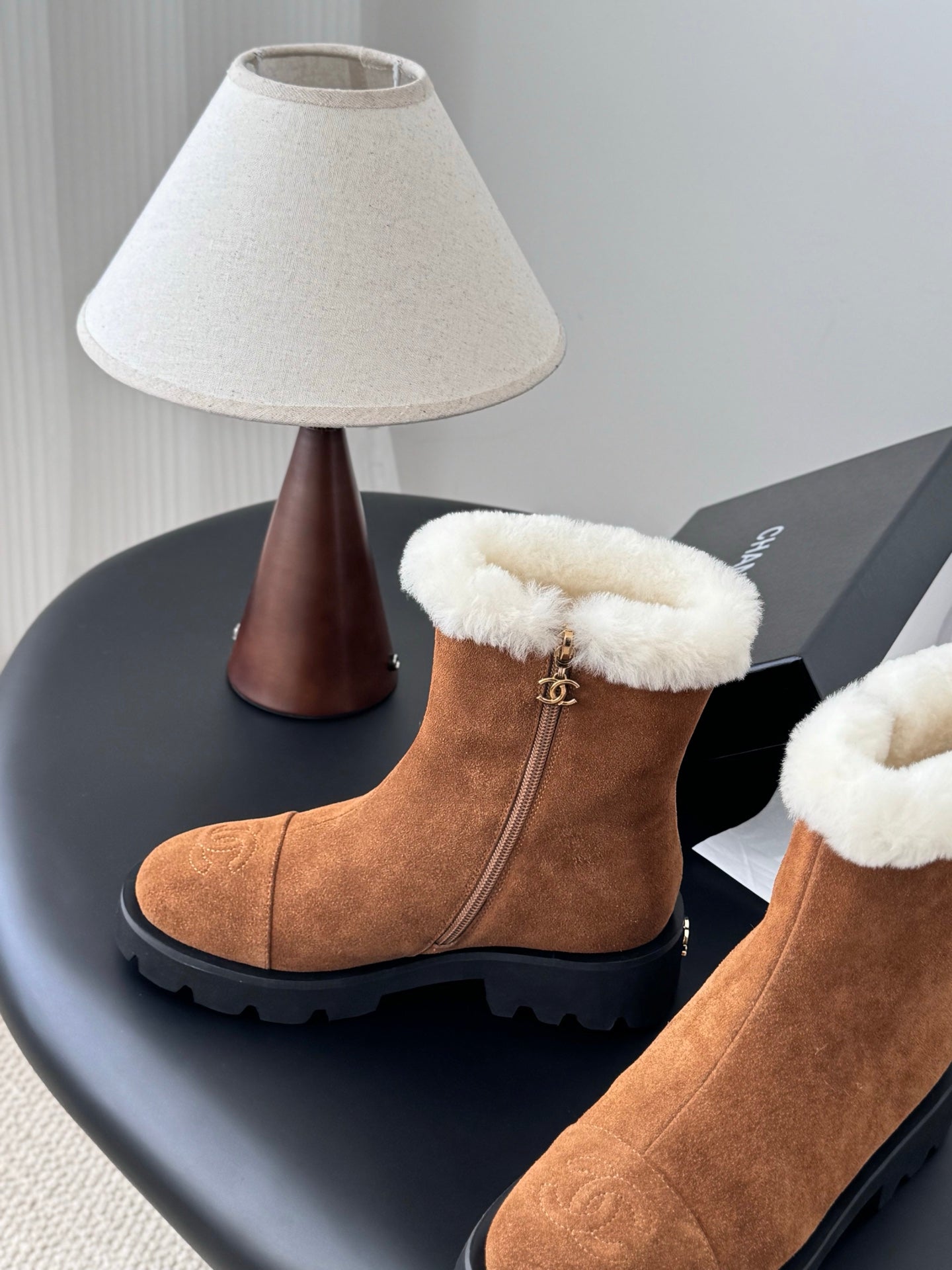 Che New autumn/winter fluffy ankle boots