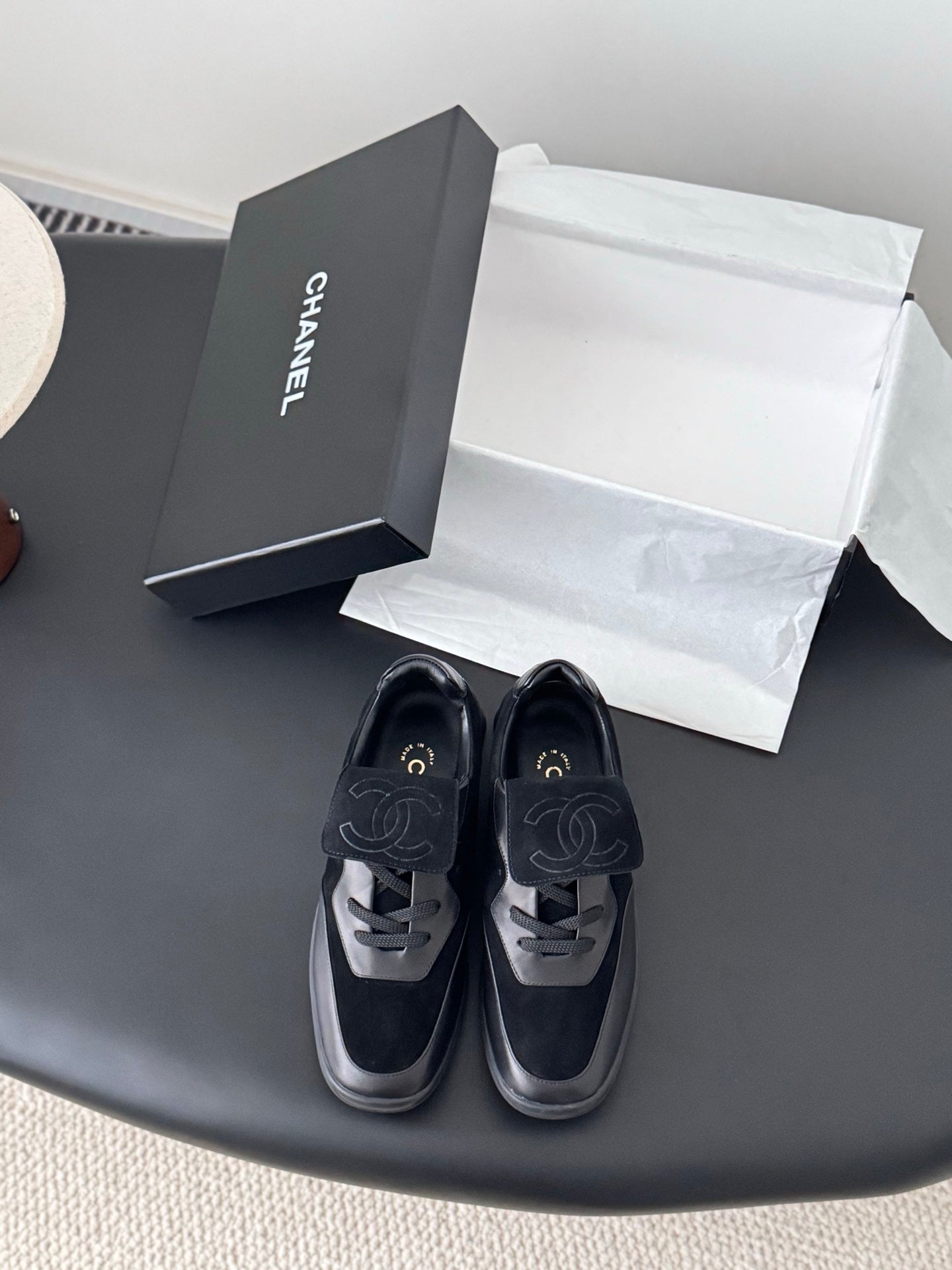 Che New sports and casual shoes