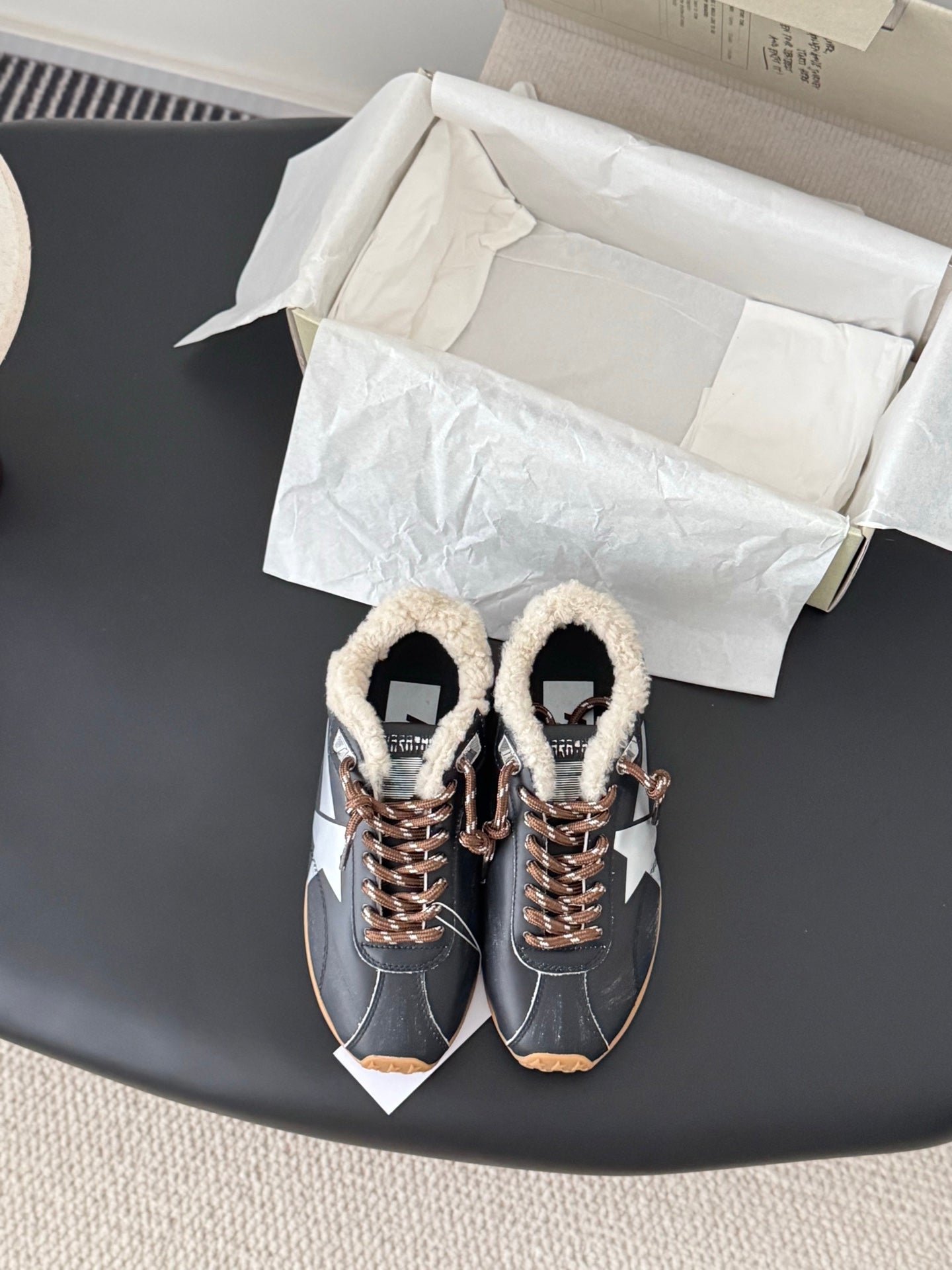 Che New casual sports shoes