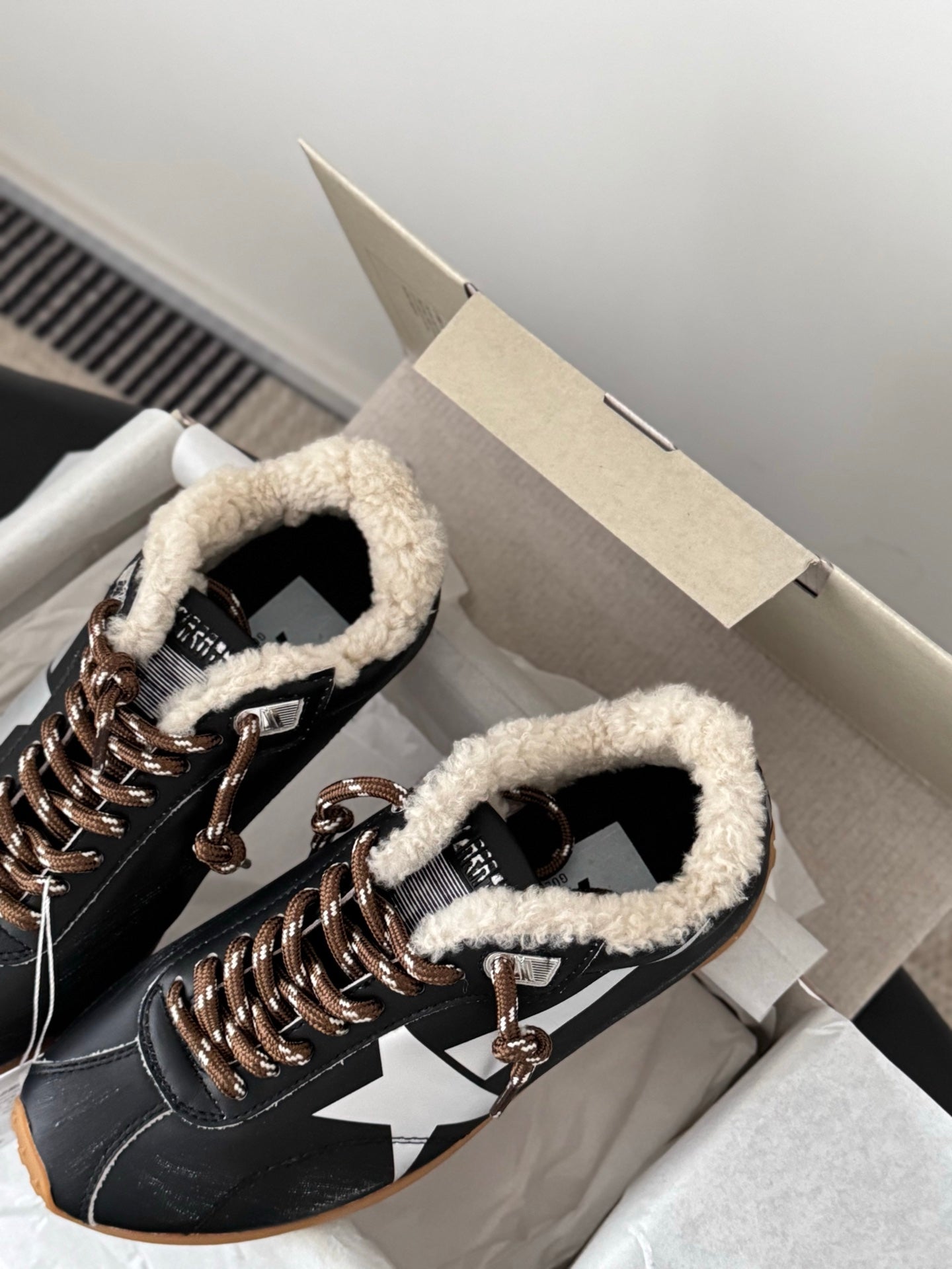 Che New casual sports shoes