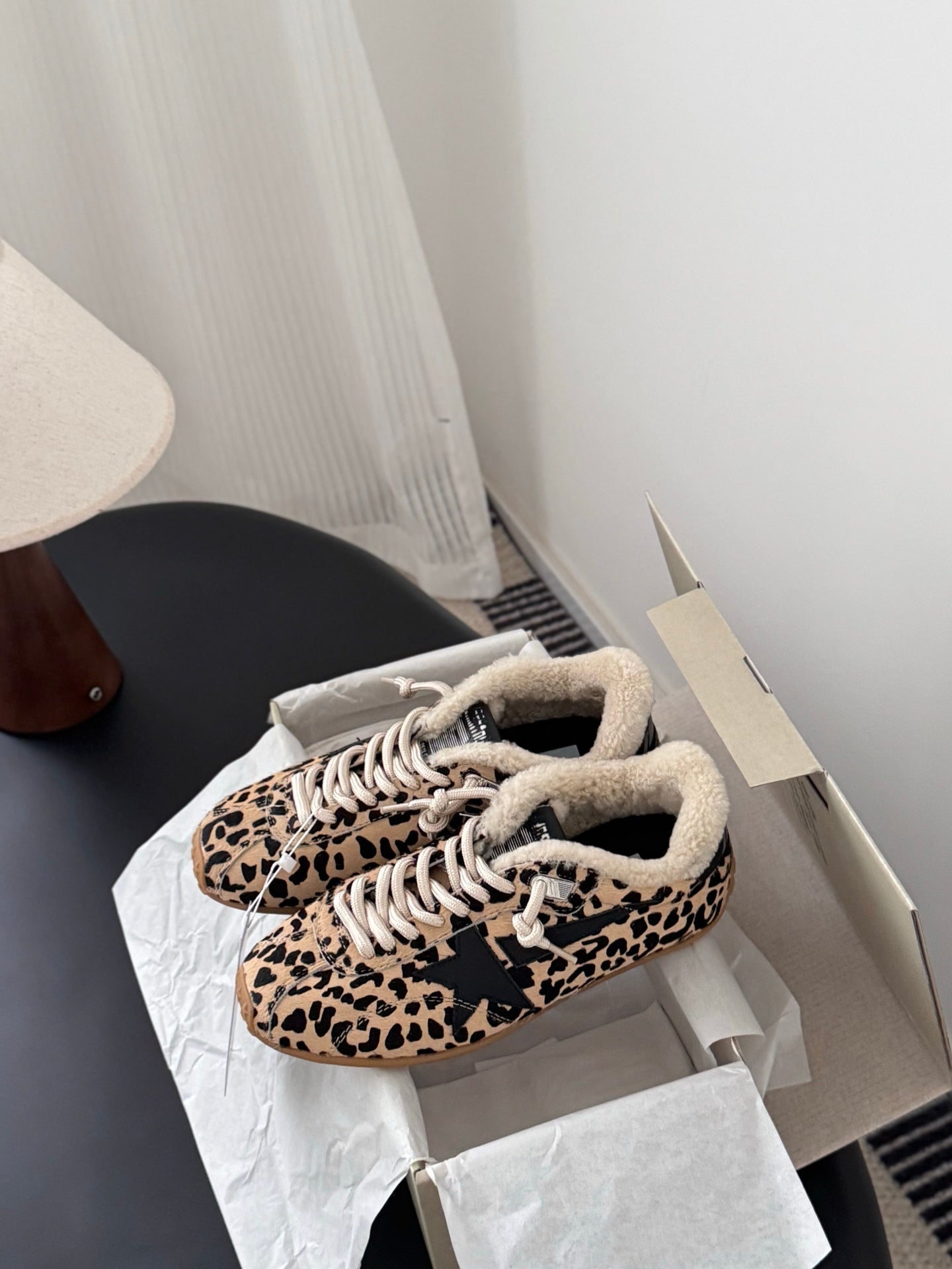 Che New casual sports shoes