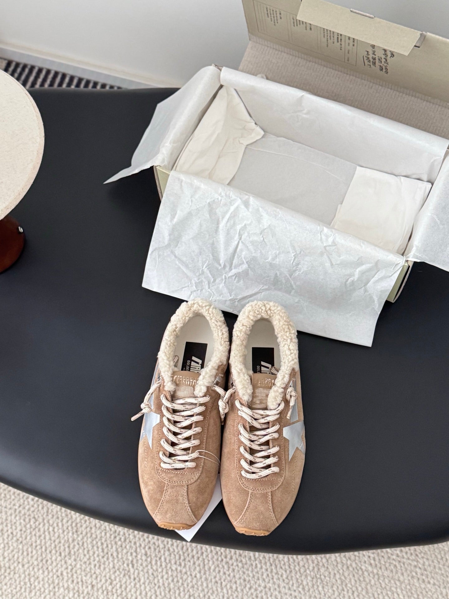 Che New casual sports shoes