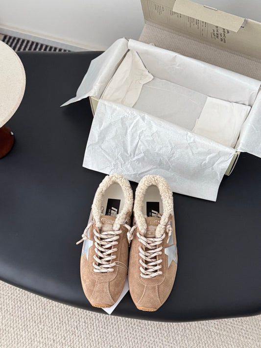 Che New casual sports shoes