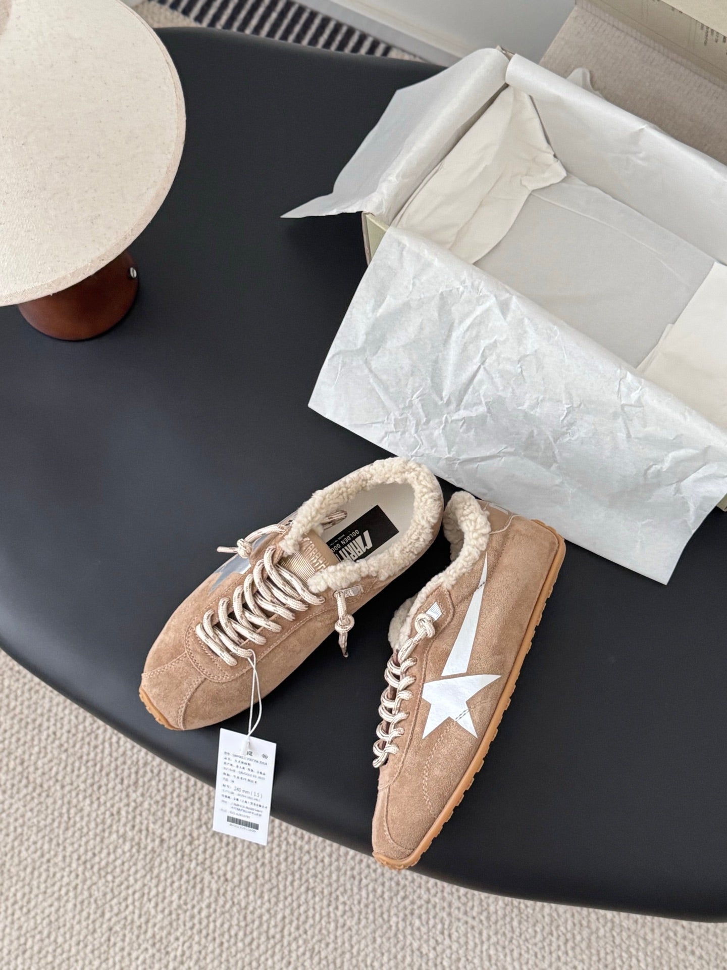 Che New casual sports shoes