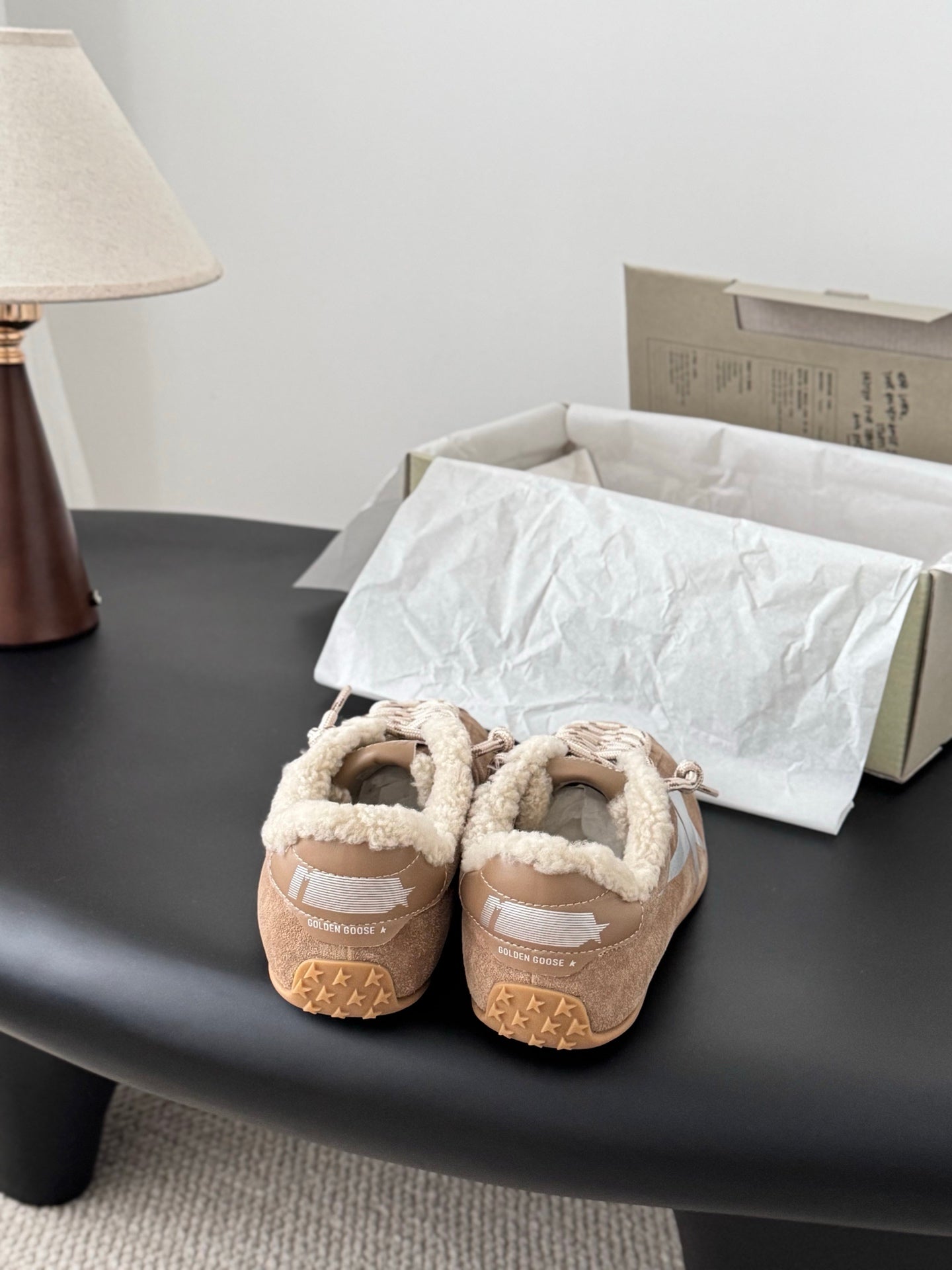 Che New casual sports shoes