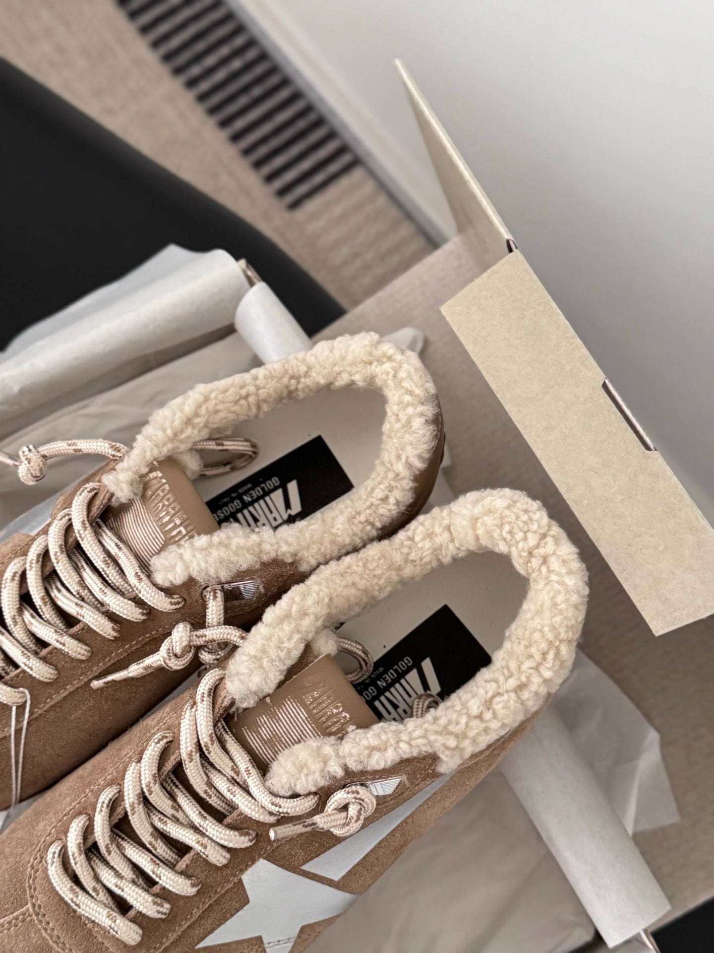 Che New casual sports shoes