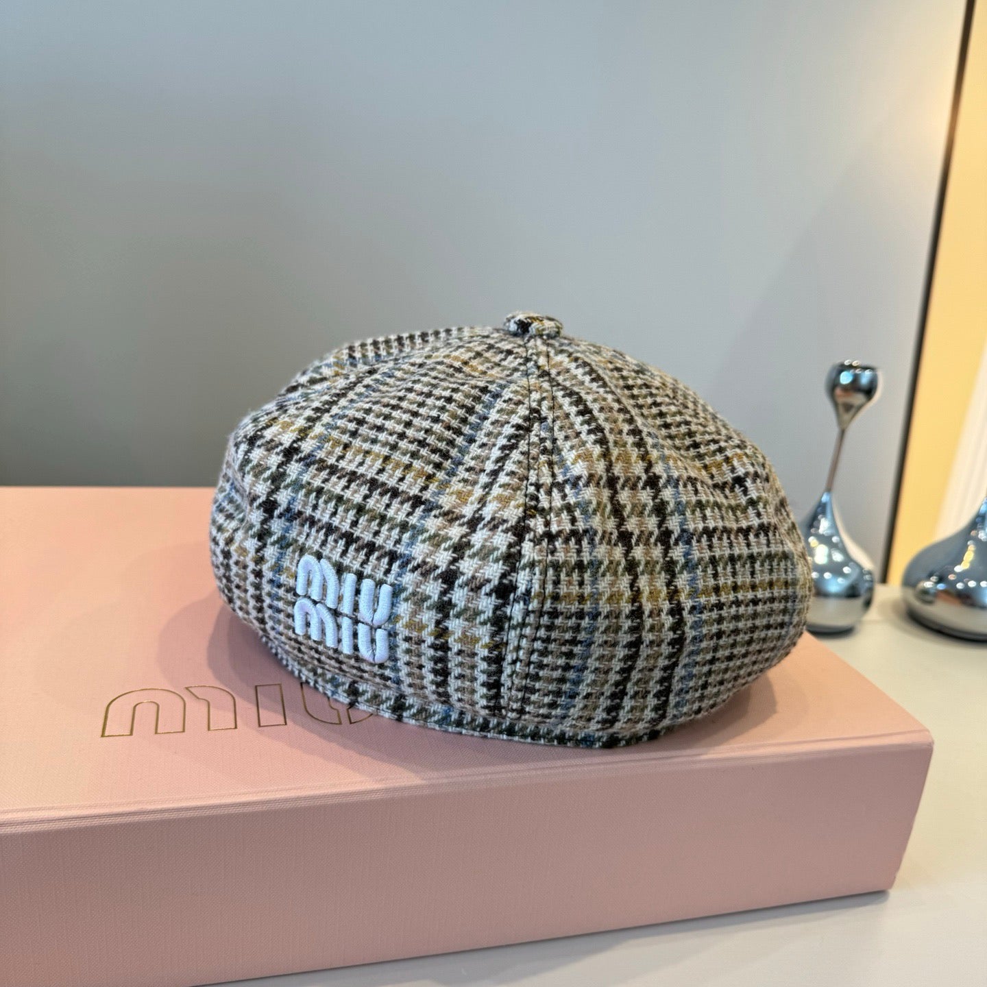 Mu**new fall/winter wool beret