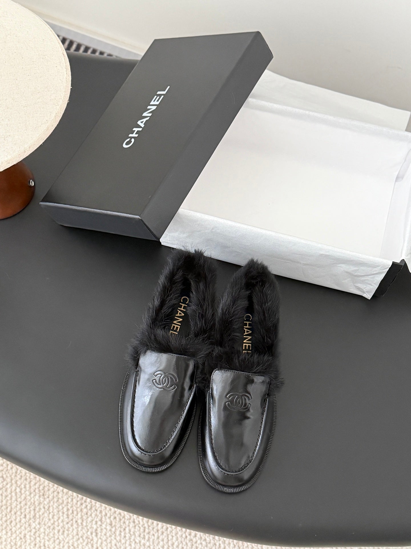 Che Stylish and warm casual shoes