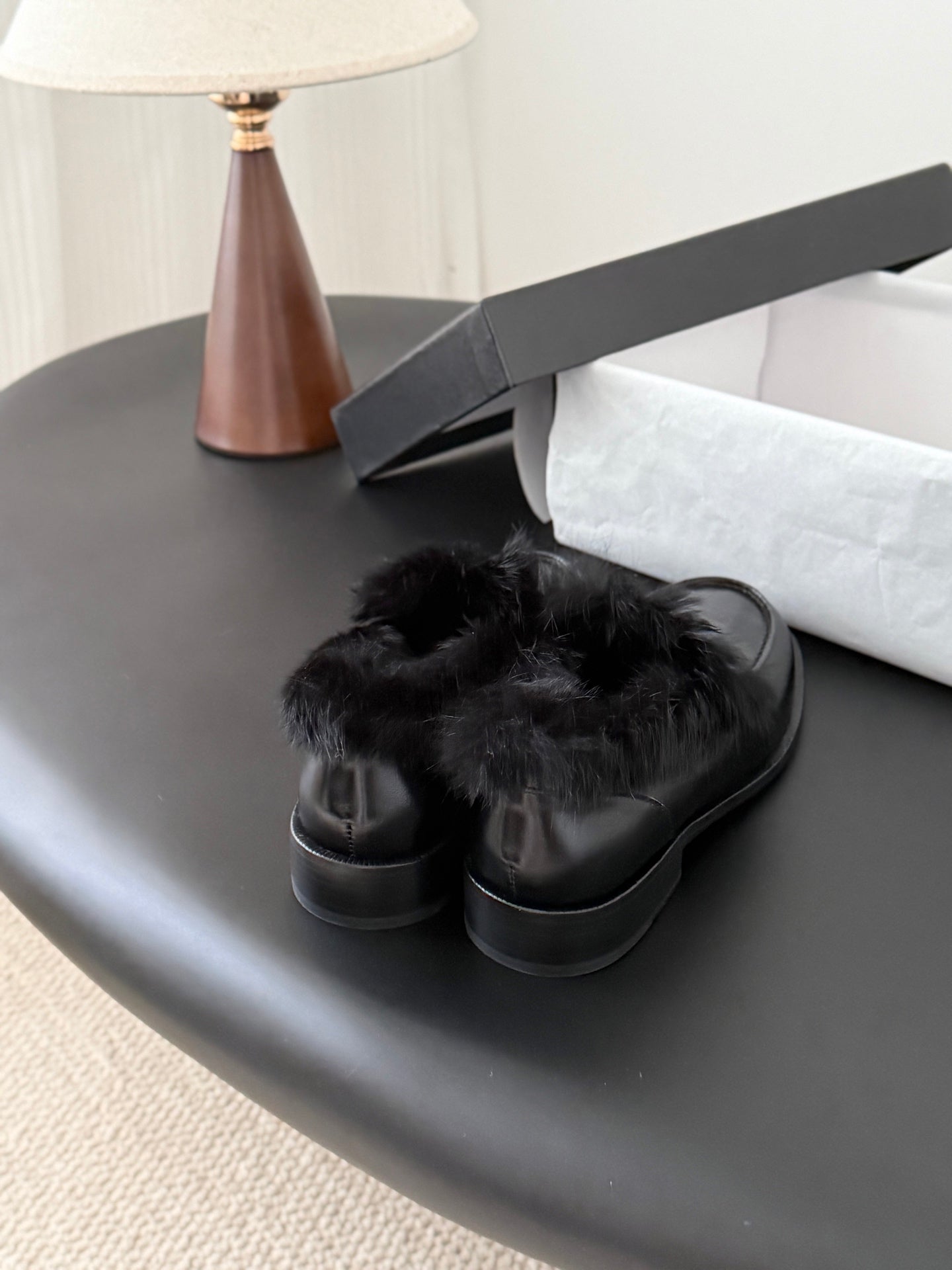 Che Stylish and warm casual shoes