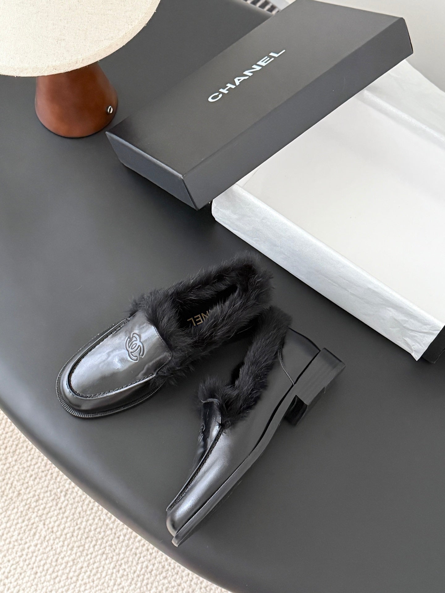 Che Stylish and warm casual shoes