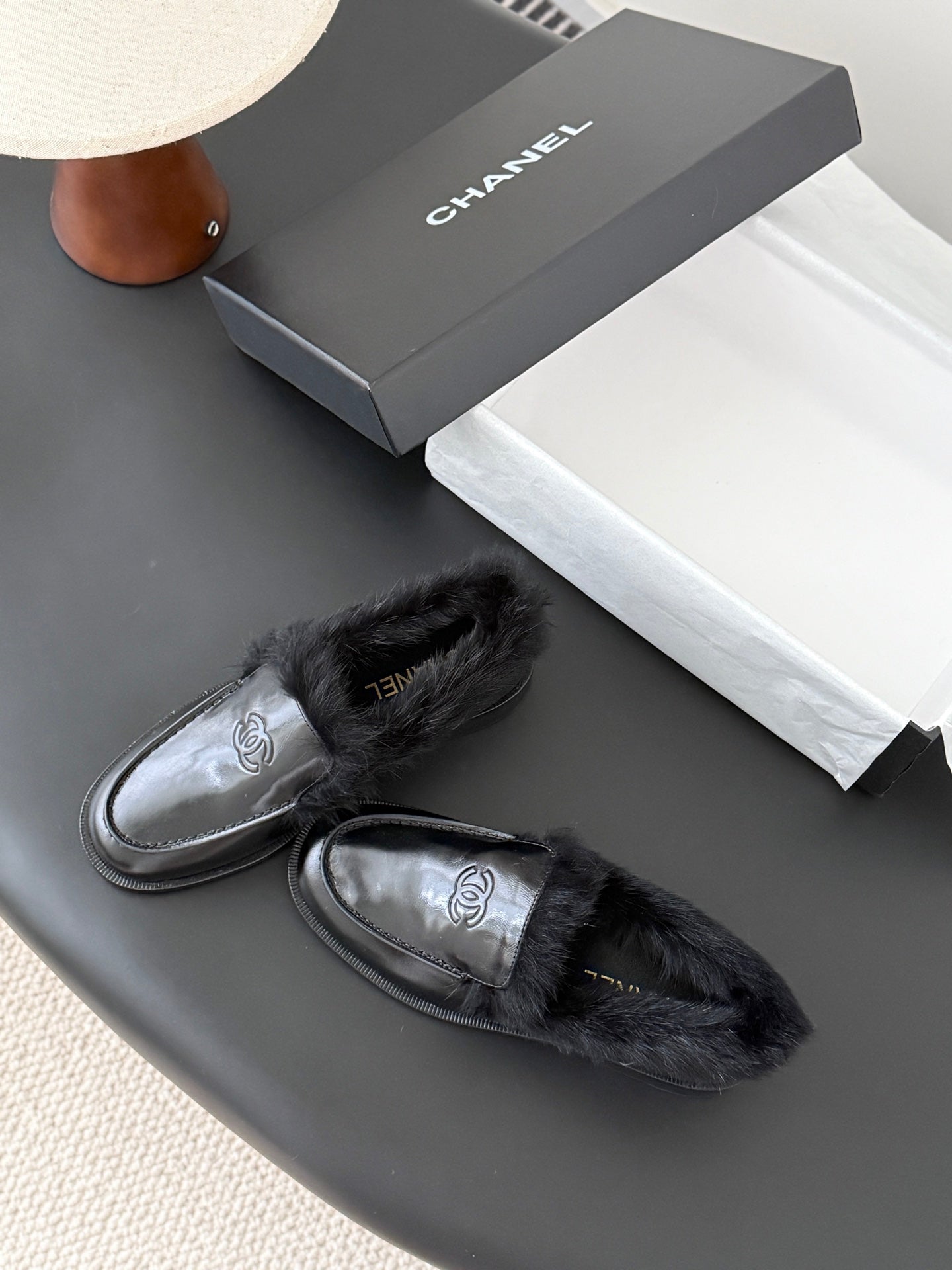 Che Stylish and warm casual shoes