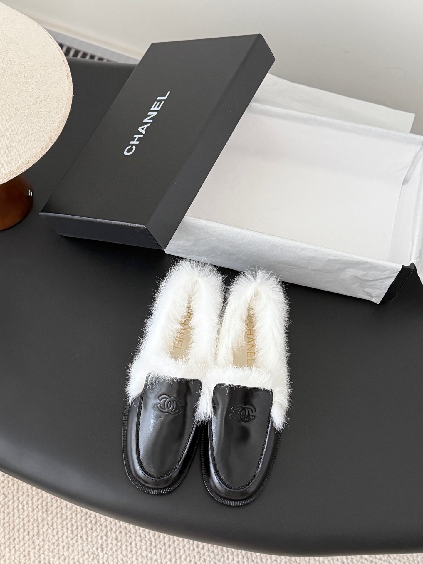 Che Stylish and warm casual shoes