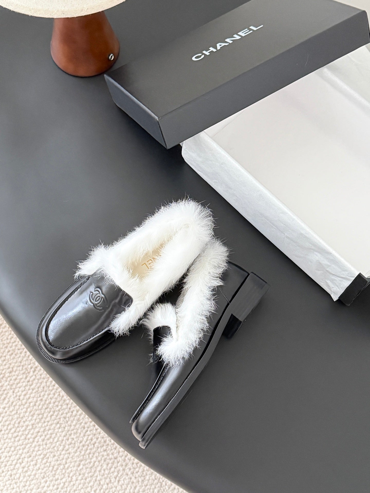 Che Stylish and warm casual shoes