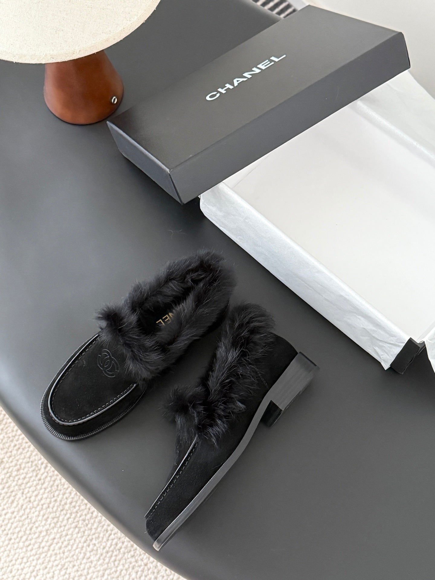 Che Stylish and warm casual shoes