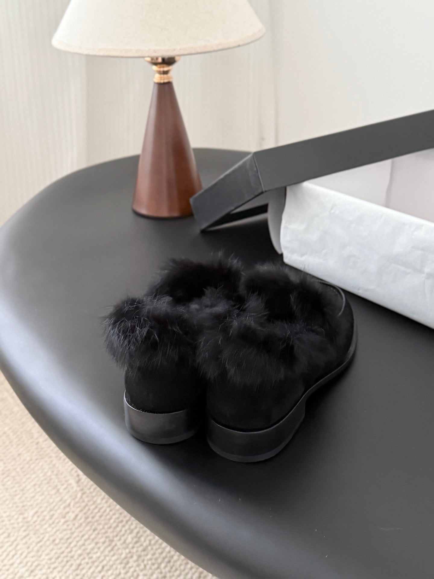 Che Stylish and warm casual shoes