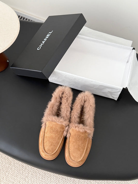 Che Stylish and warm casual shoes