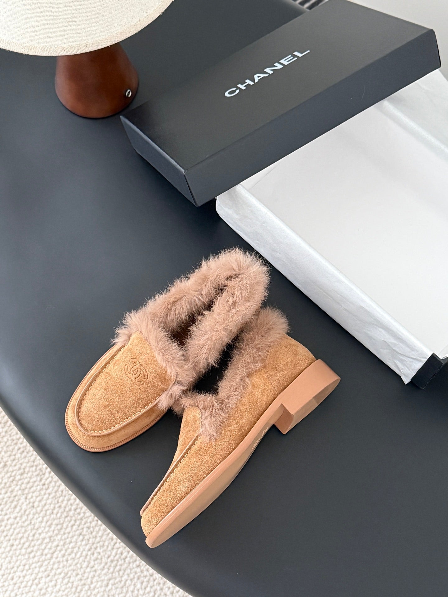 Che Stylish and warm casual shoes