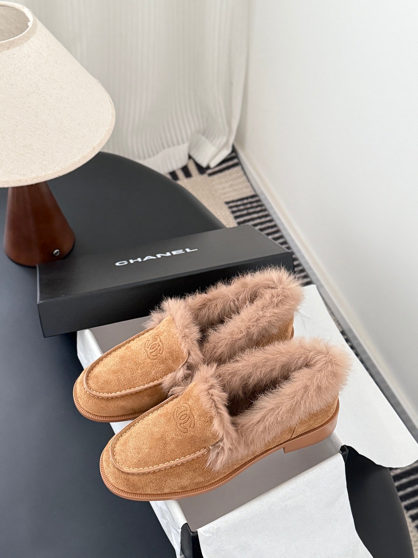 Che Stylish and warm casual shoes