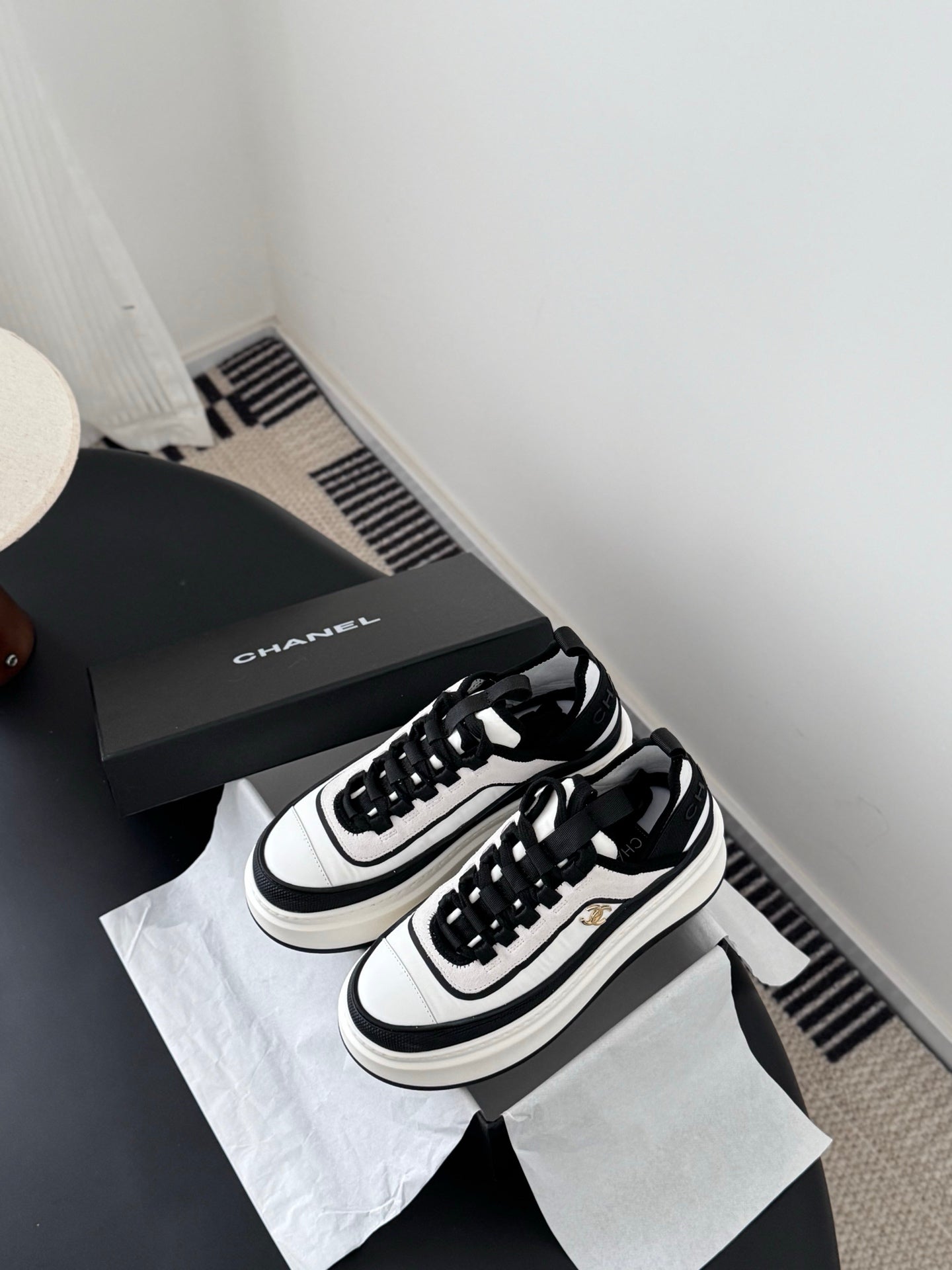 Che New Silver Horn King Sports and Casual Shoes