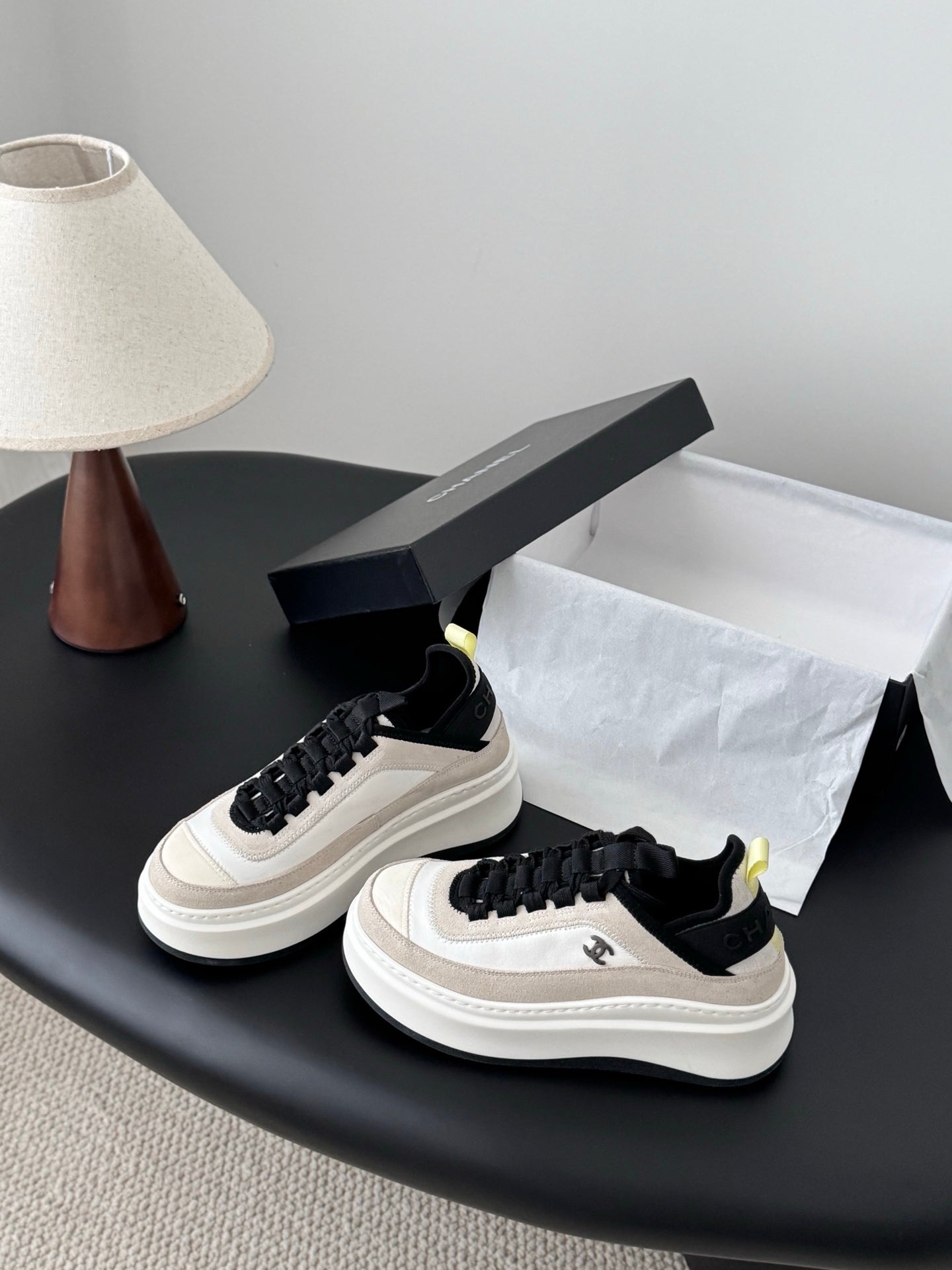 Che New Silver Horn King Sports and Casual Shoes