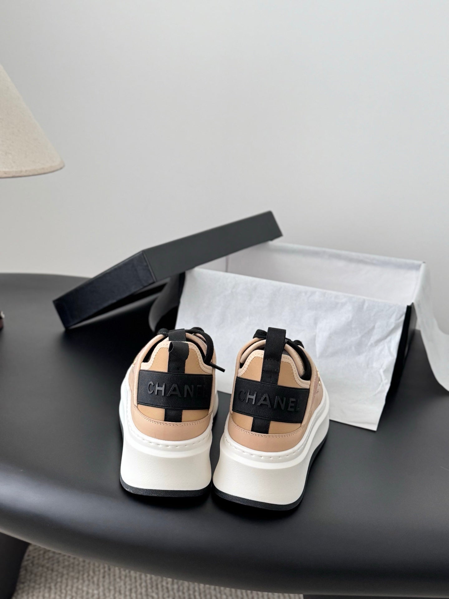 Che New Silver Horn King Sports and Casual Shoes