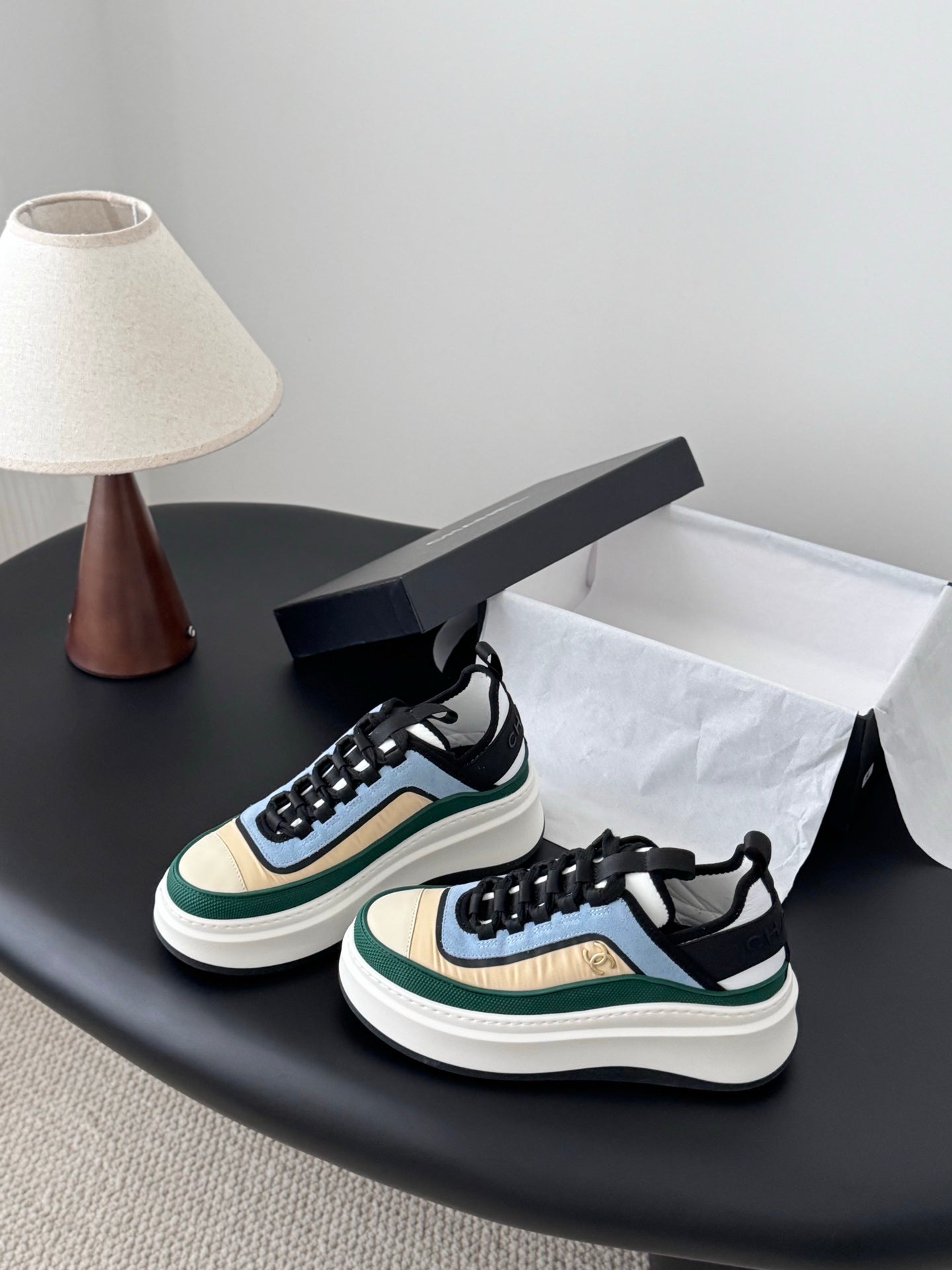 Che New Silver Horn King Sports and Casual Shoes