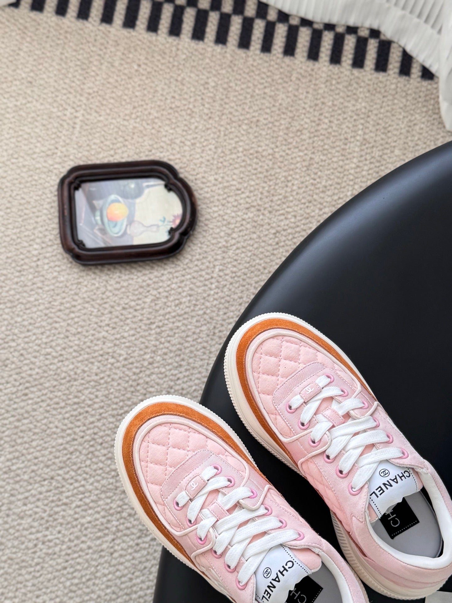 Che New stylish sports casual shoes