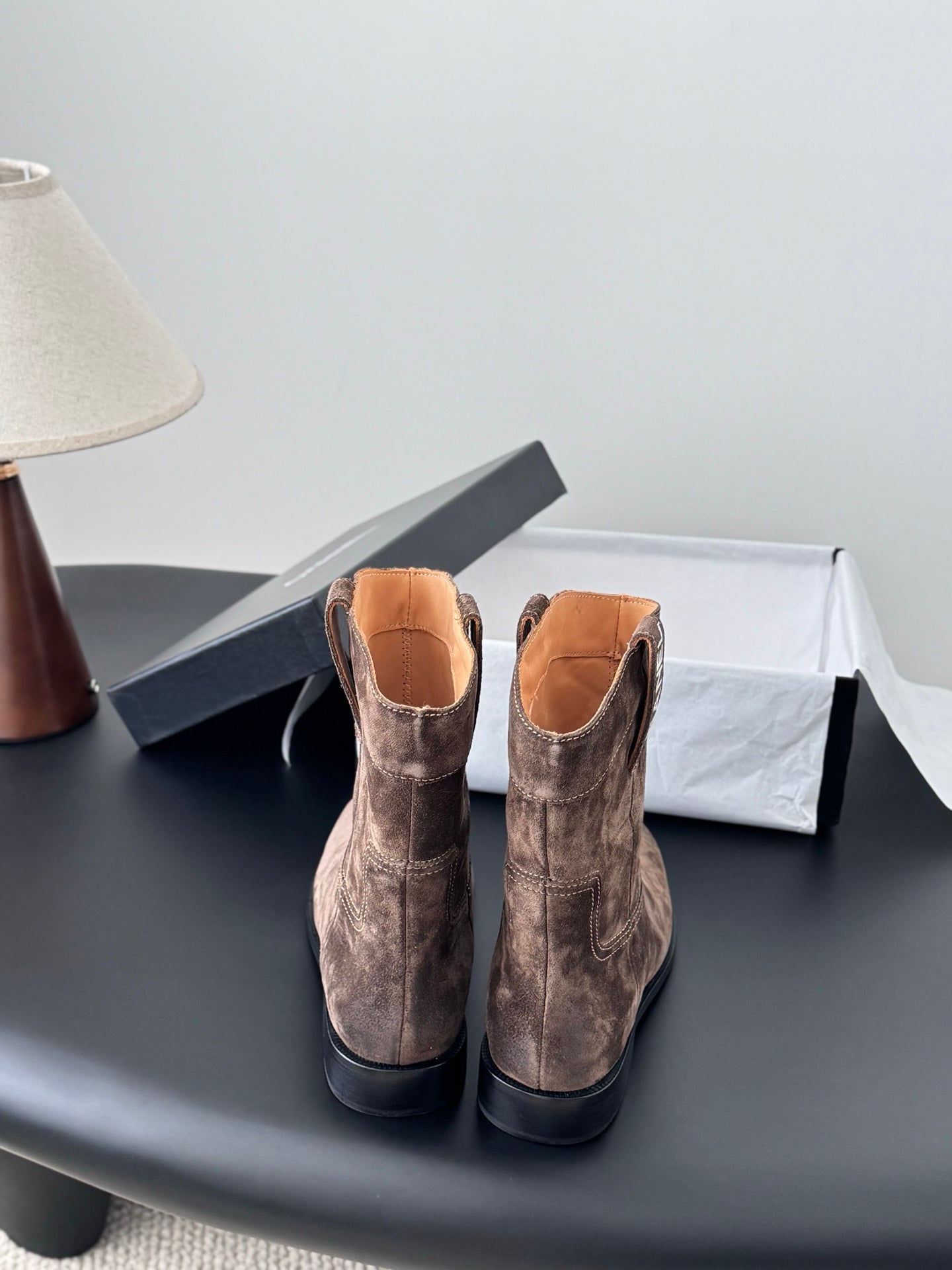 Che New genuine leather flat-soled fashion ankle boots