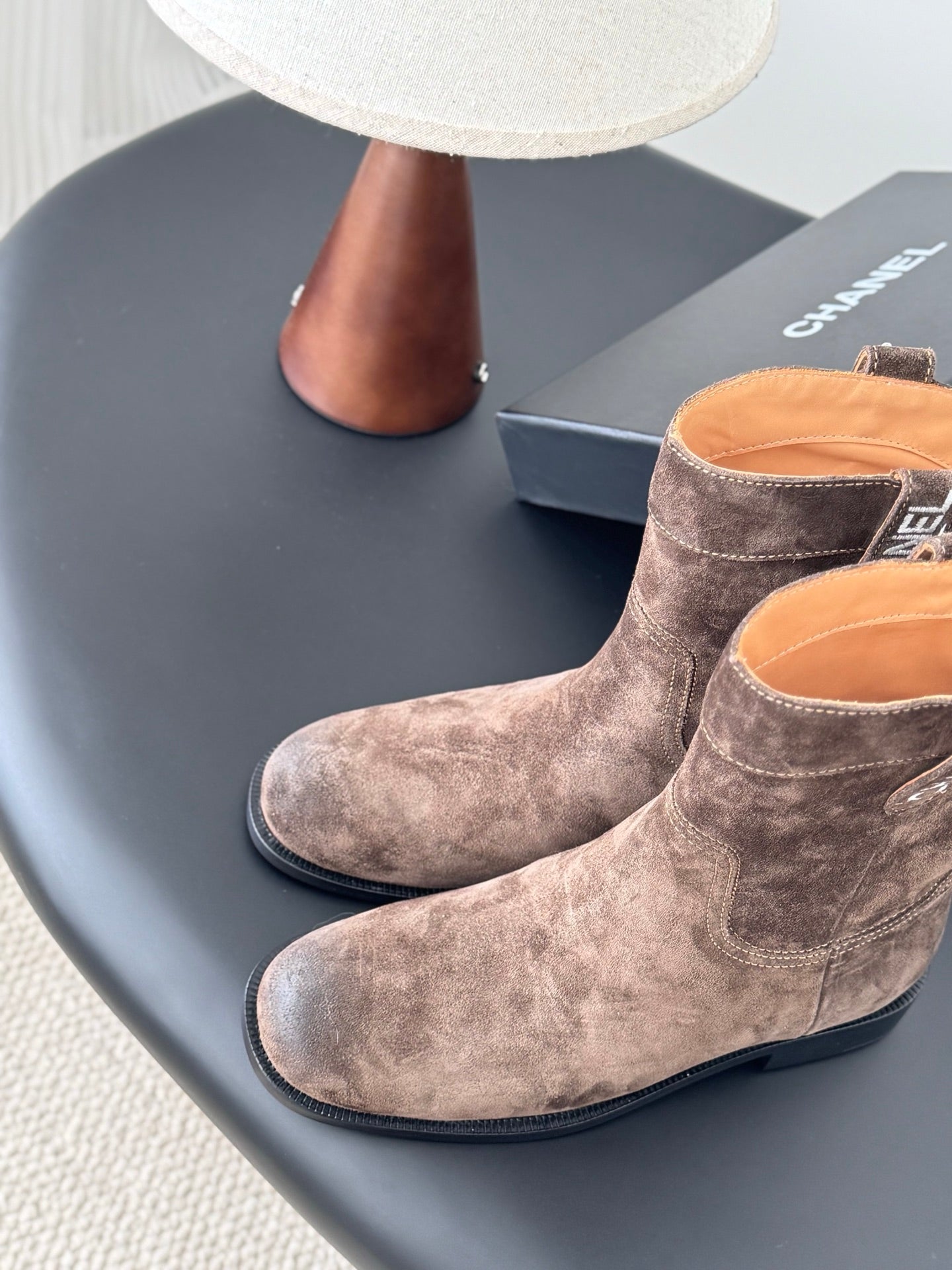 Che New genuine leather flat-soled fashion ankle boots