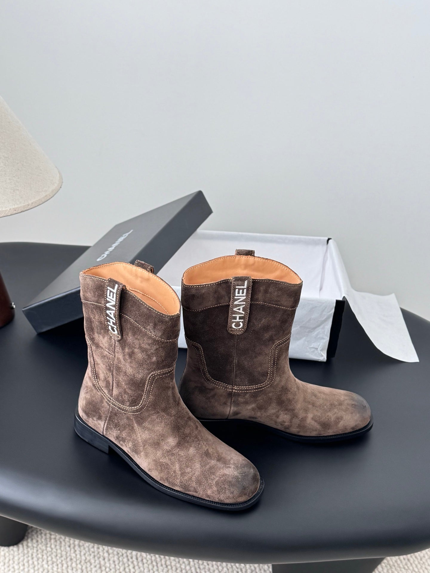 Che New genuine leather flat-soled fashion ankle boots