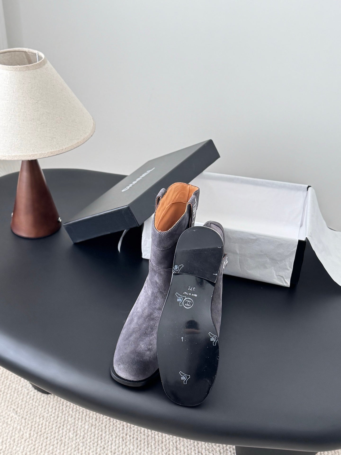 Che New genuine leather flat-soled fashion ankle boots