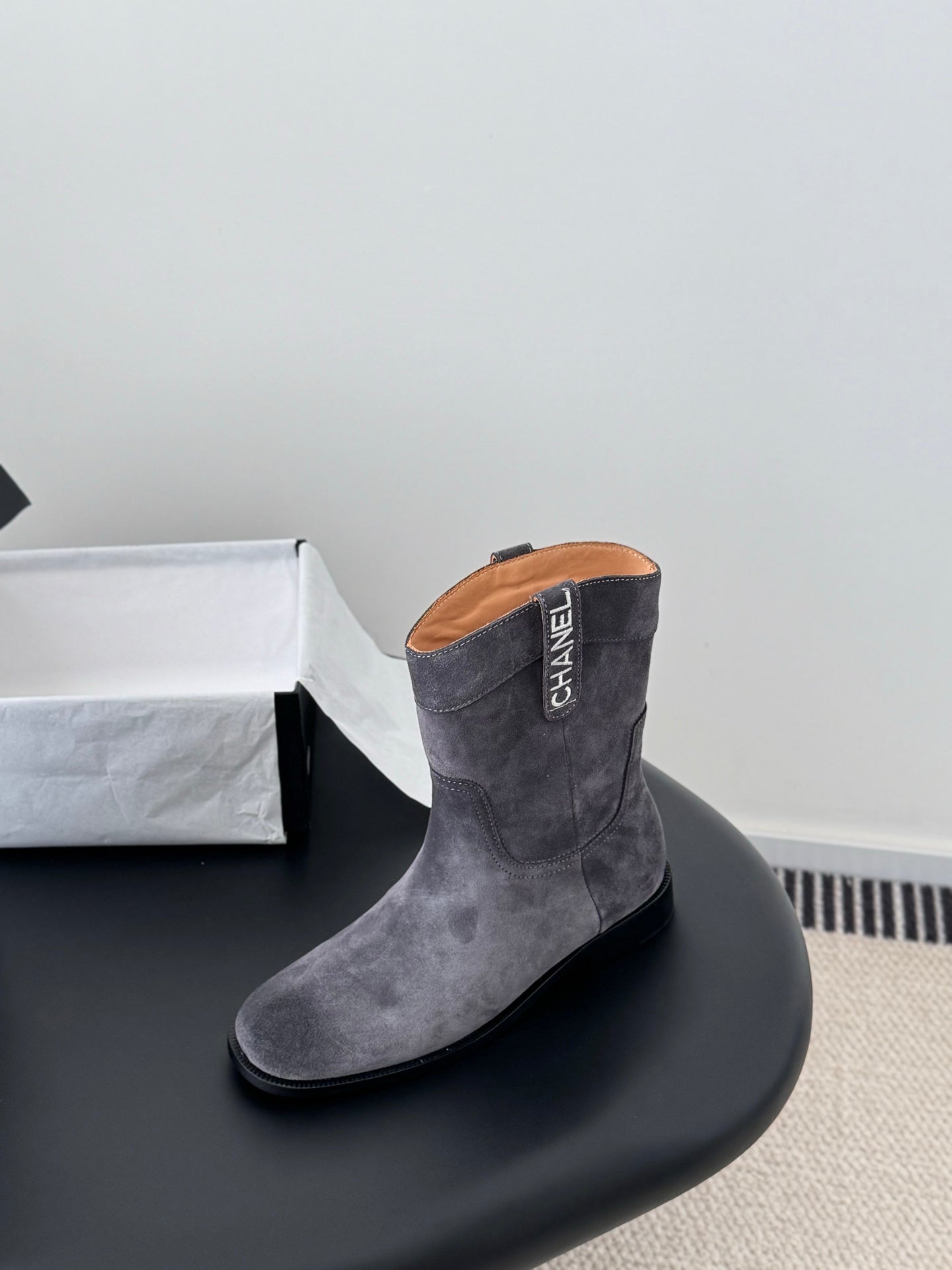 Che New genuine leather flat-soled fashion ankle boots