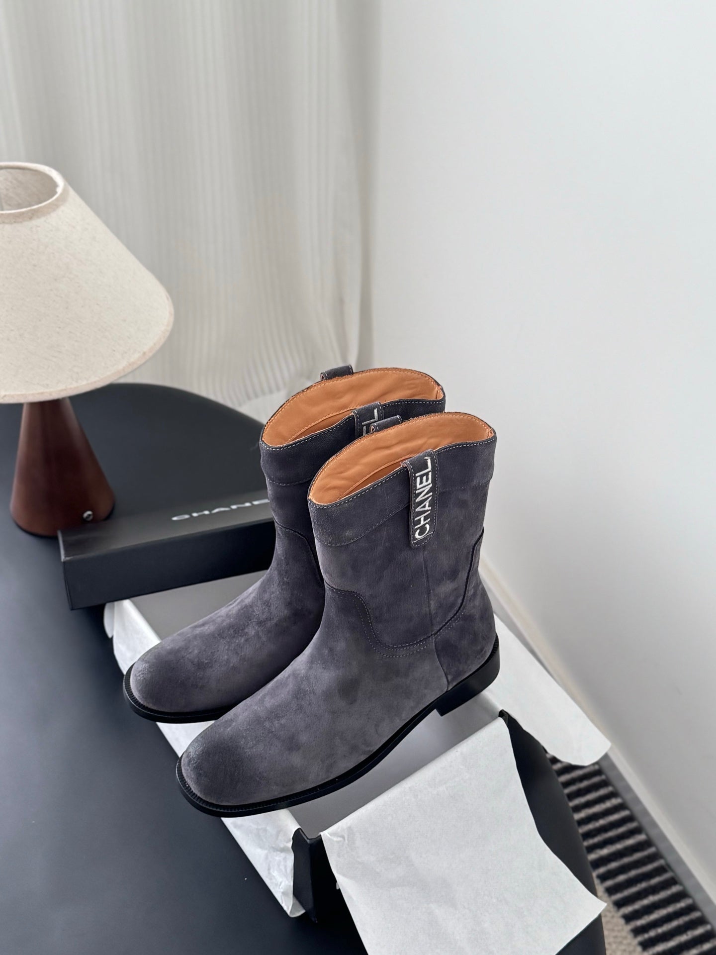 Che New genuine leather flat-soled fashion ankle boots