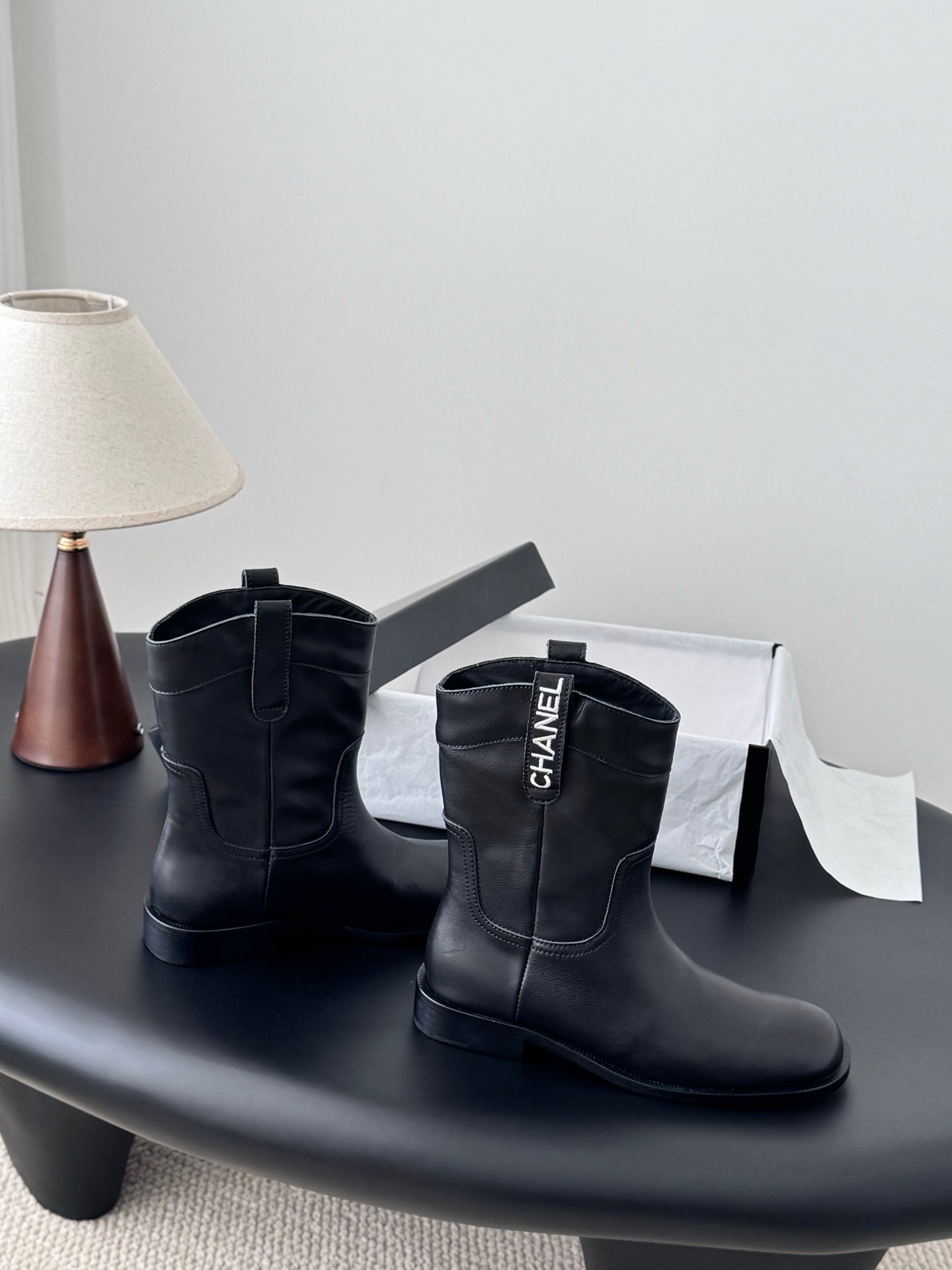 Che New genuine leather flat-soled fashion ankle boots