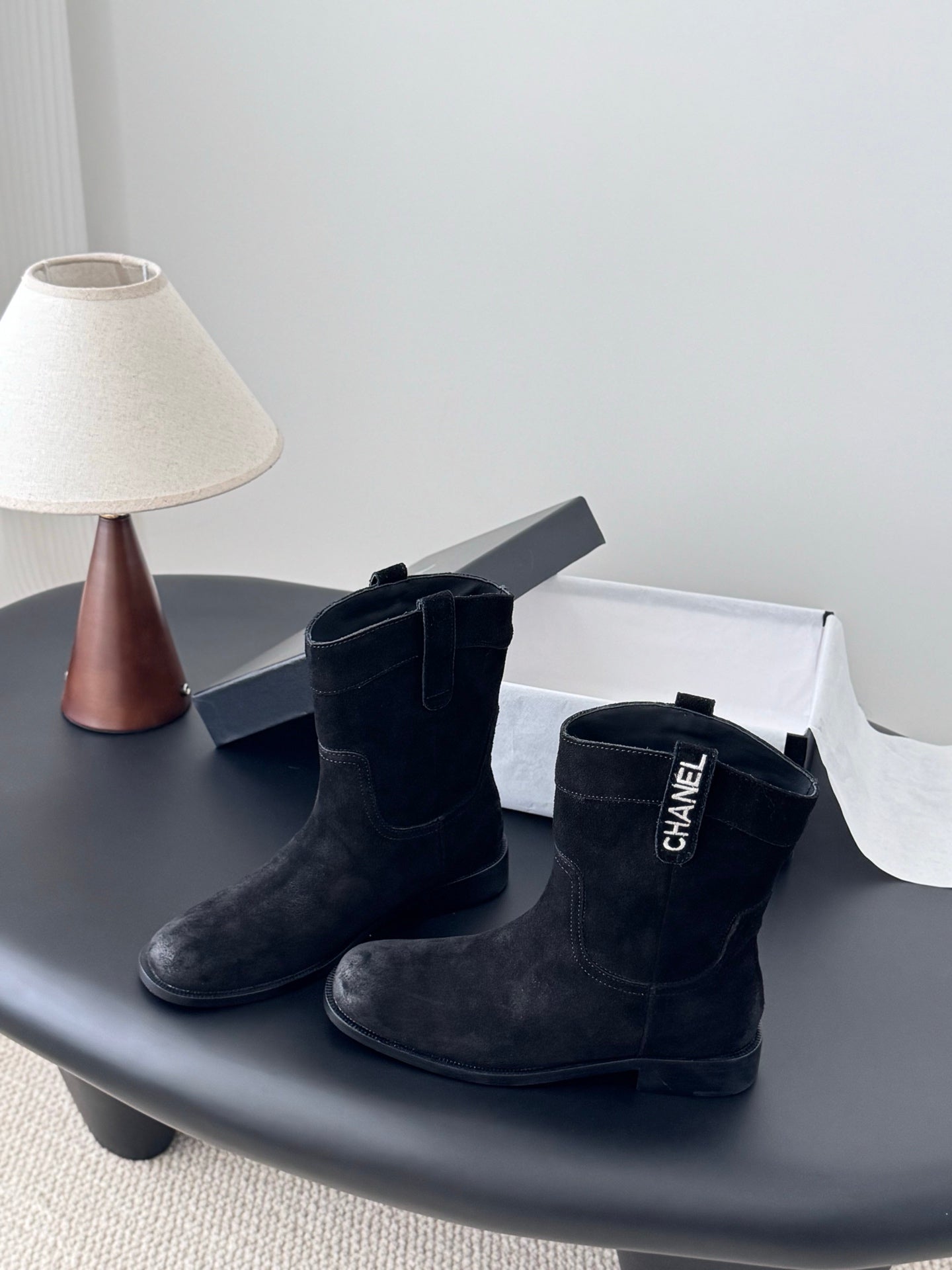 Che New genuine leather flat-soled fashion ankle boots