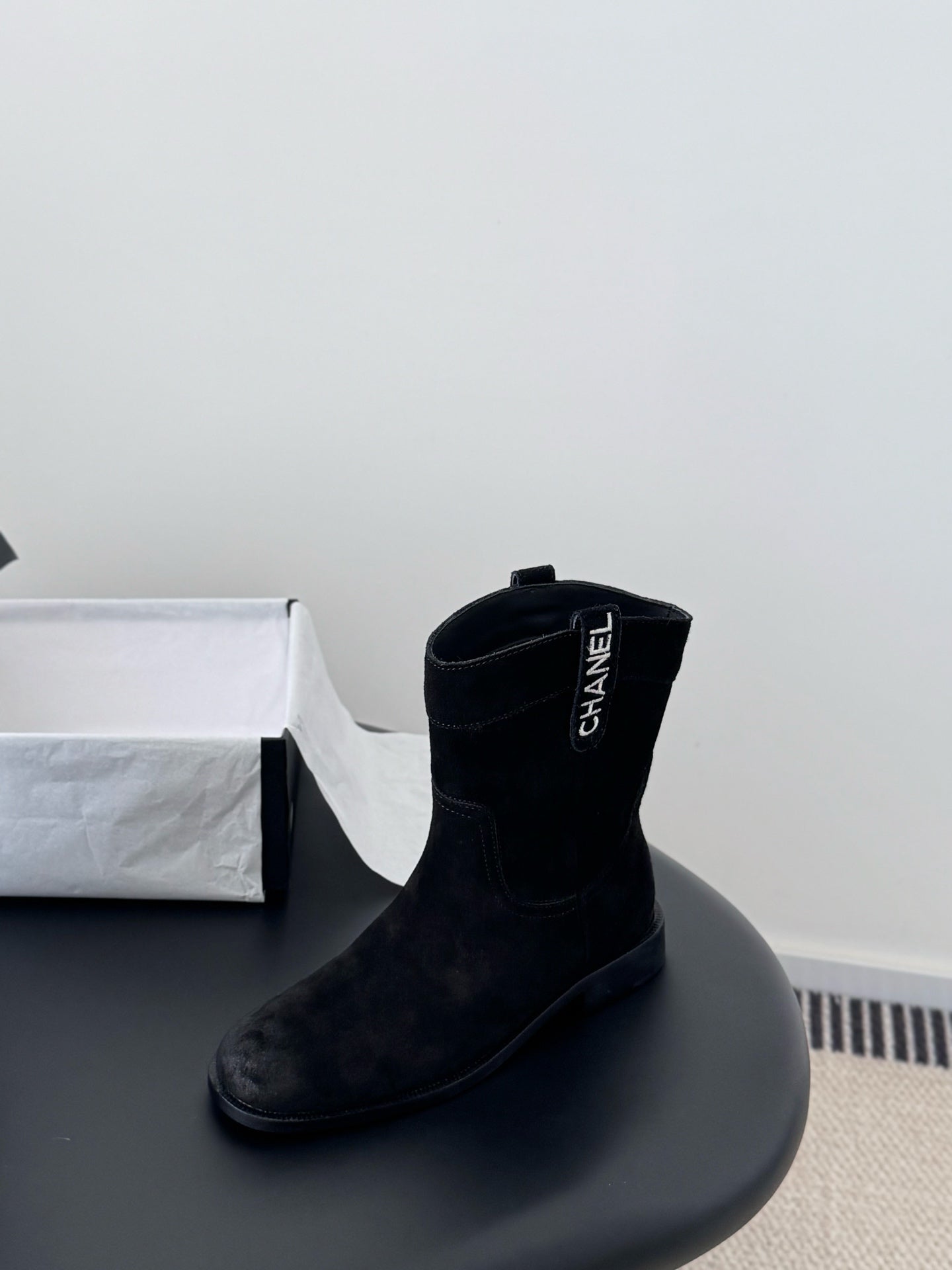 Che New genuine leather flat-soled fashion ankle boots