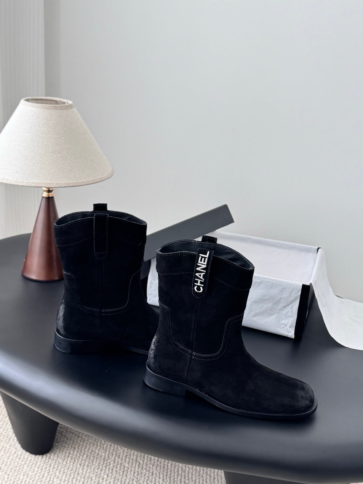 Che New genuine leather flat-soled fashion ankle boots