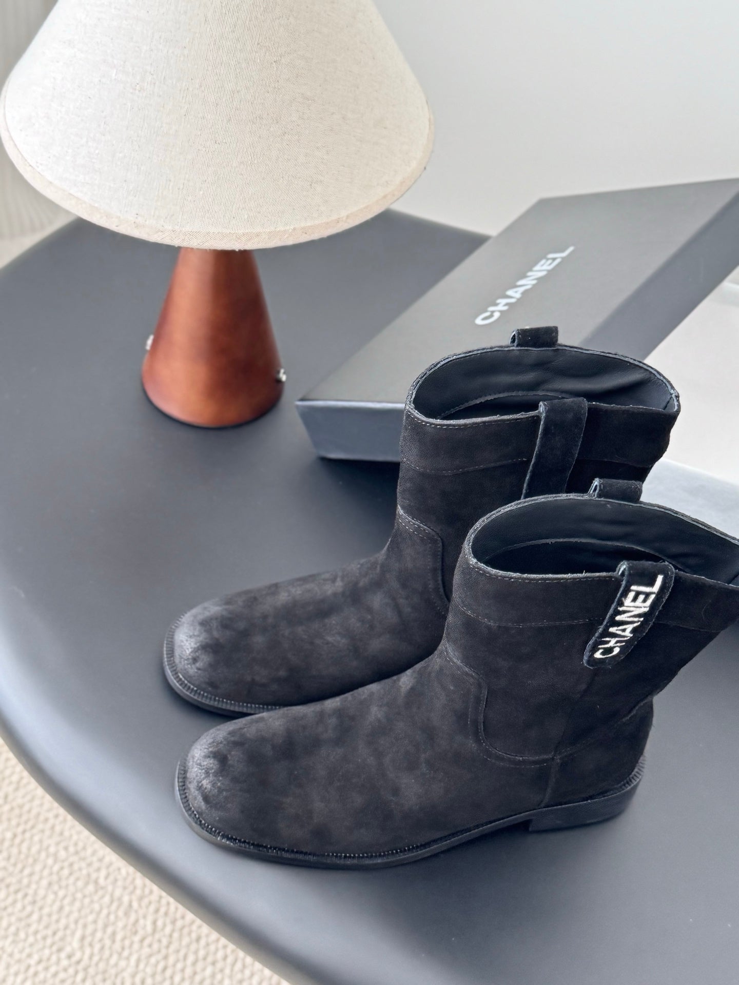 Che New genuine leather flat-soled fashion ankle boots