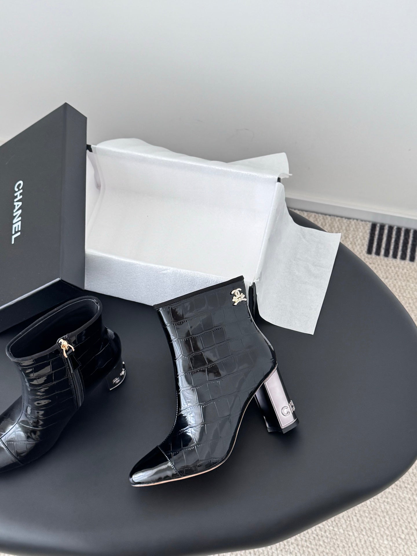 Che  New autumn/winter genuine leather high-heeled ankle boots