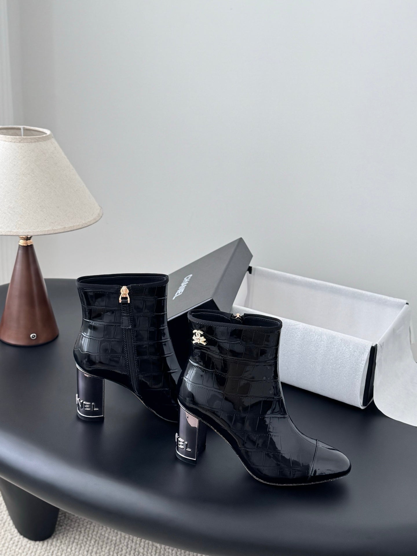 Che  New autumn/winter genuine leather high-heeled ankle boots