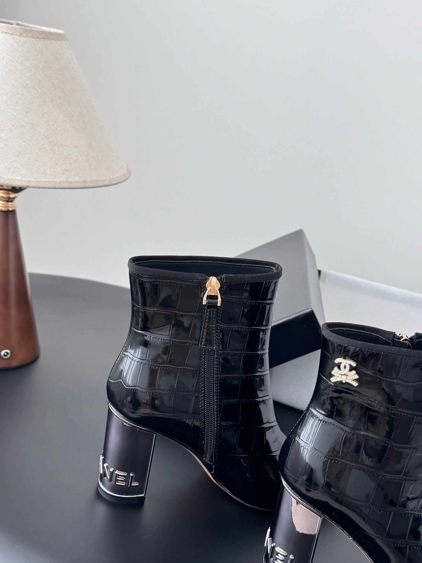 Che  New autumn/winter genuine leather high-heeled ankle boots