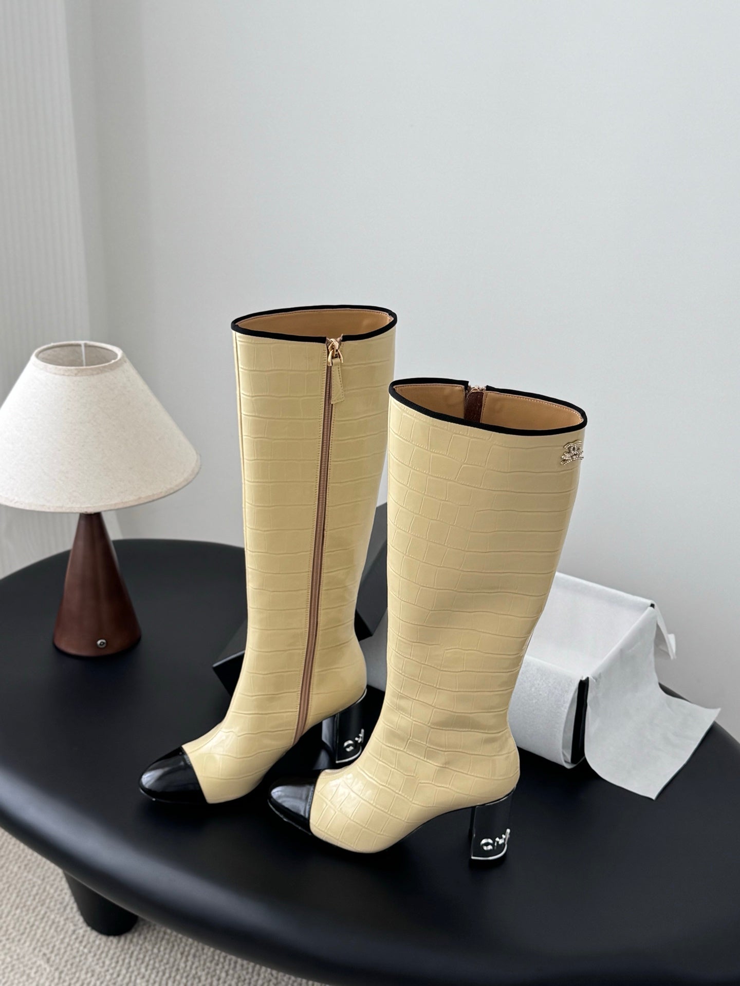 Che New autumn/winter fashionable genuine leather long boots