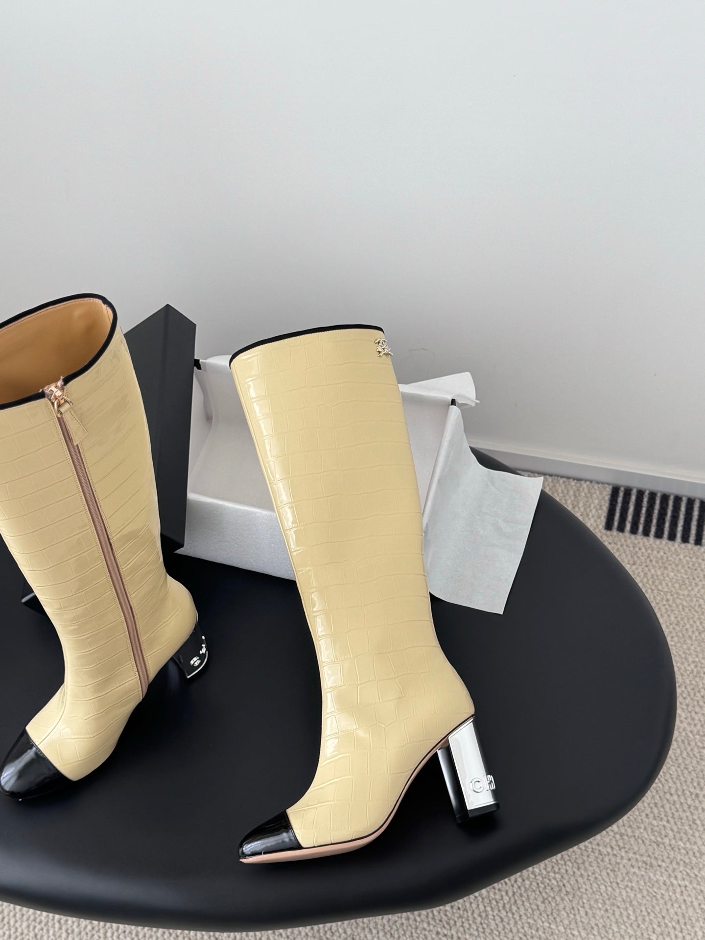 Che New autumn/winter fashionable genuine leather long boots