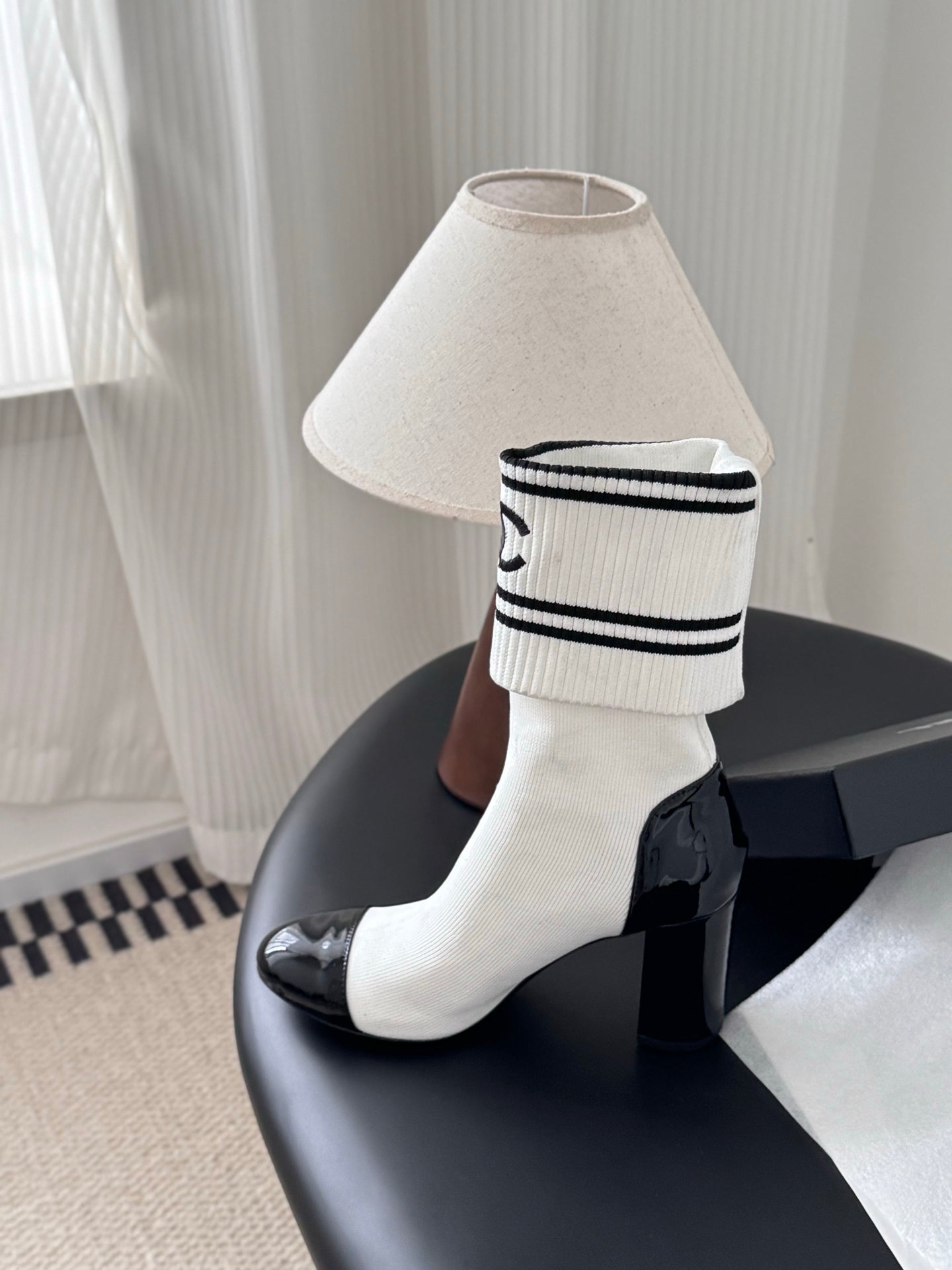 Che New fashionable sock boots