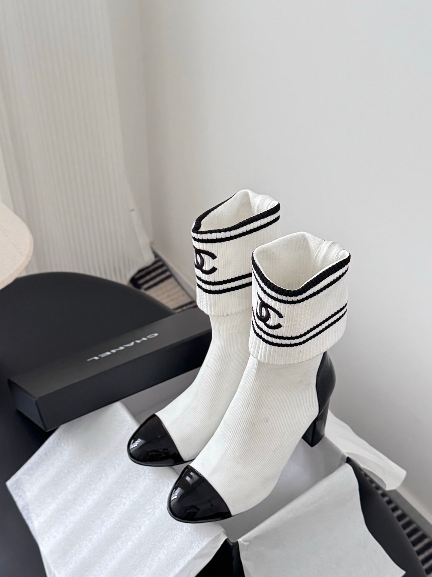 Che New fashionable sock boots