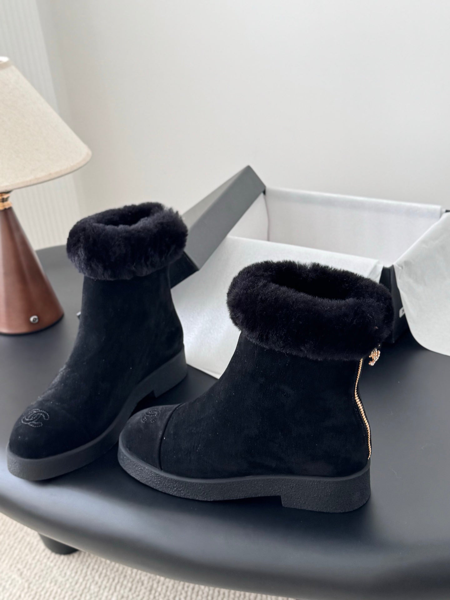 Che New autumn/winter fashion suede ankle boots