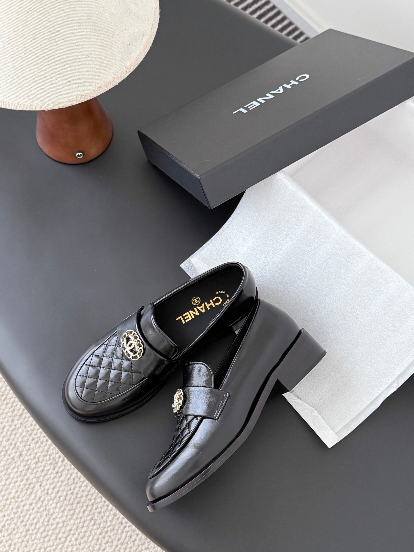 Che New autumn/winter fashion loafers