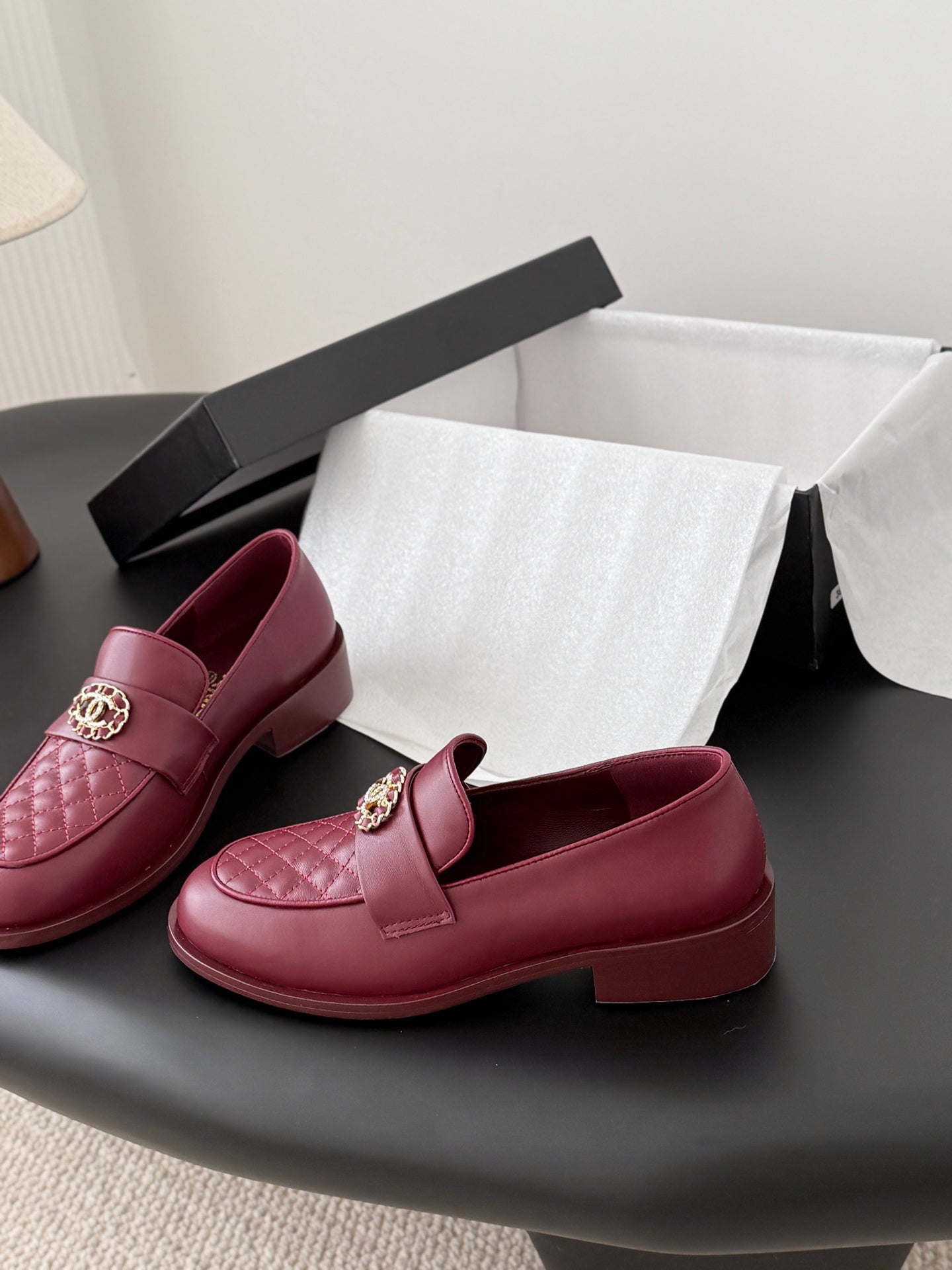 Che New autumn/winter fashion loafers