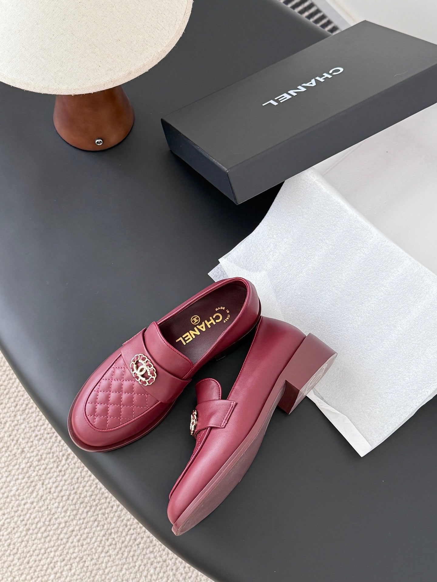 Che New autumn/winter fashion loafers